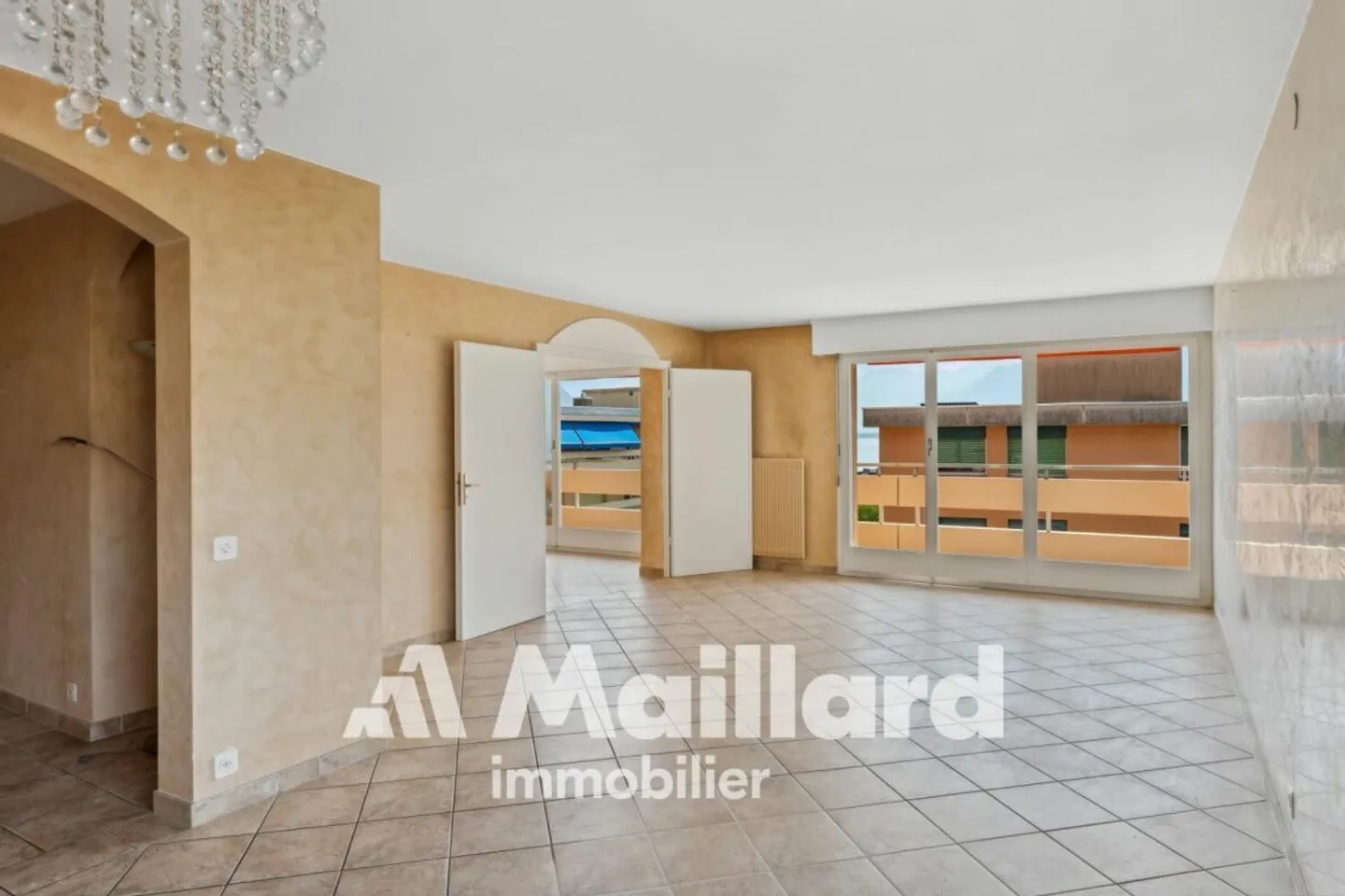 4.5 Room Apartment in Clarens - Photo 1 of 12