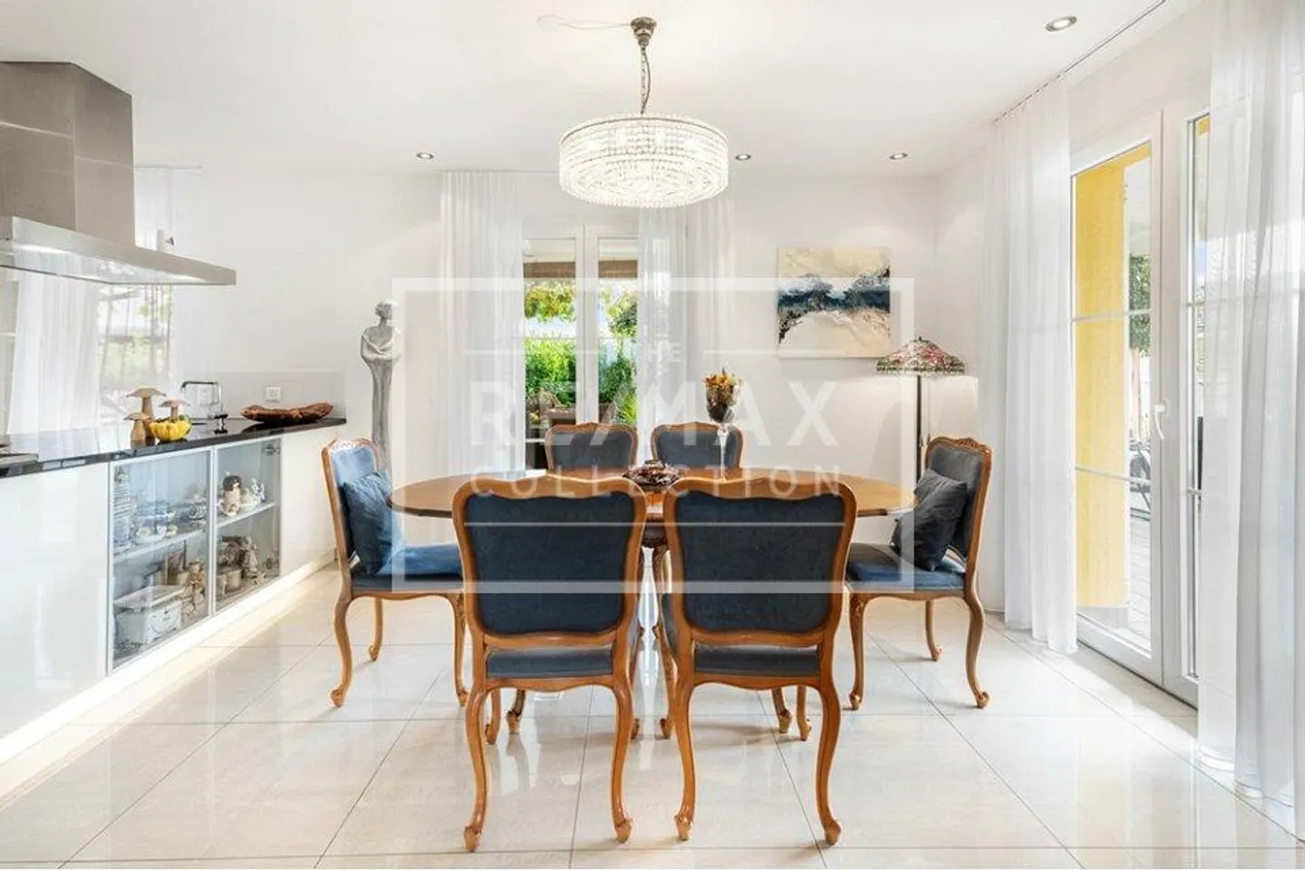 Family Dream with Style 6½-Room Country House - Photo 11 of 13