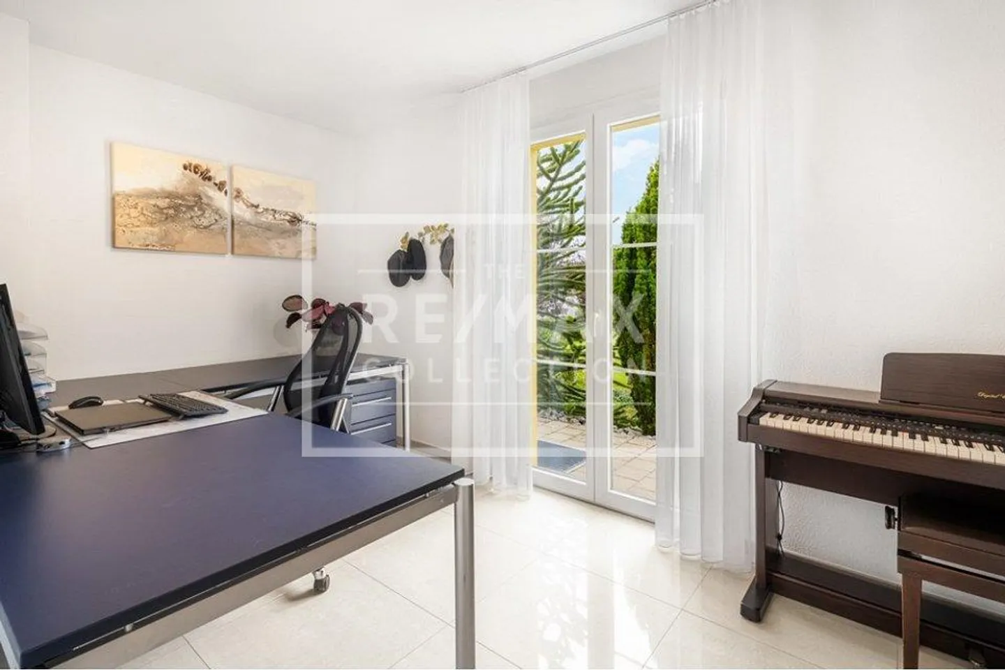 Family Dream with Style 6½-Room Country House - Photo 9 of 13