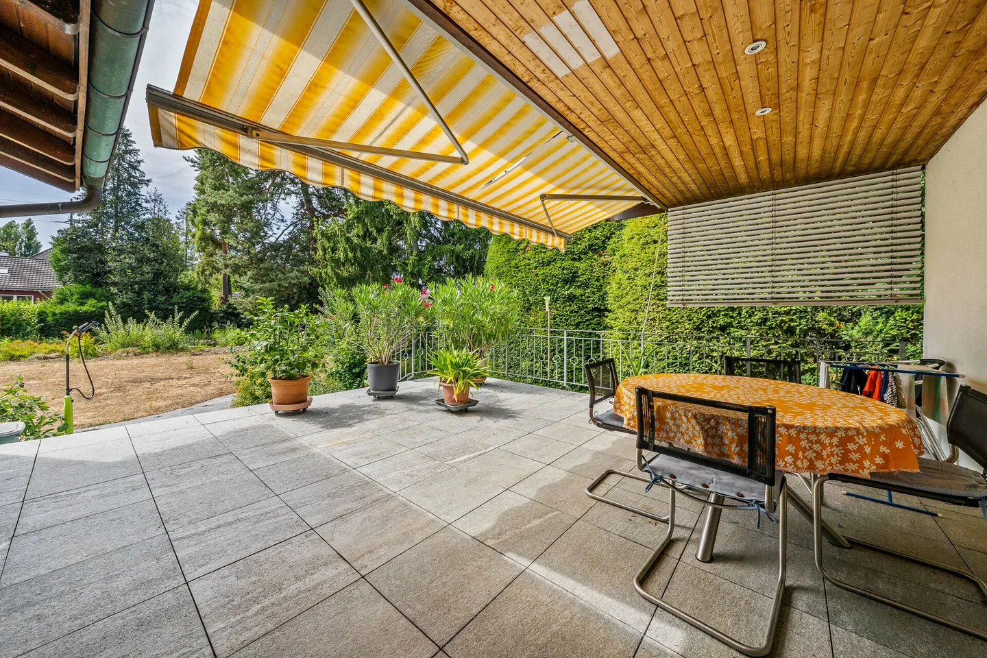 Living Happiness by the Water: Exclusive 5.5 Room House with Private Nature Oasis - Photo 20 of 27