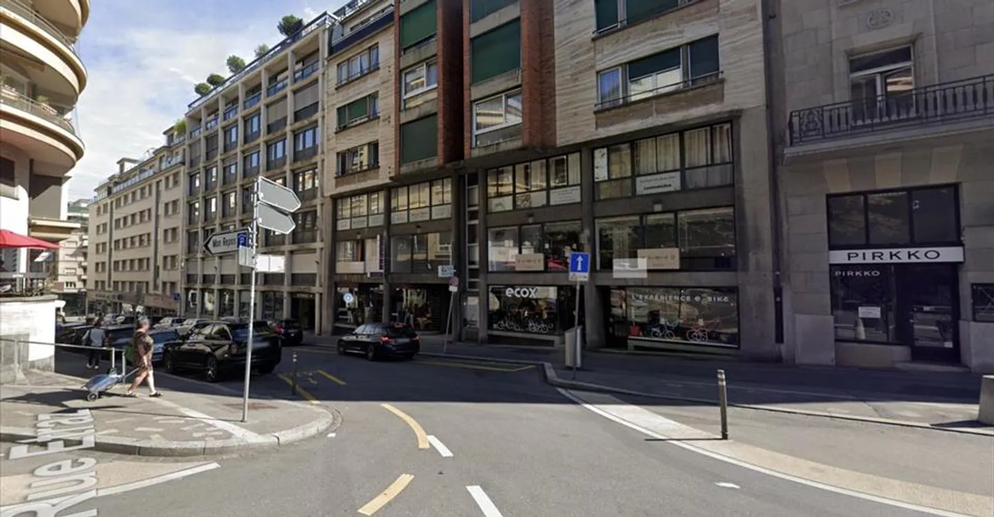 Immeuble mixte à louer - Photo 1 sur 2