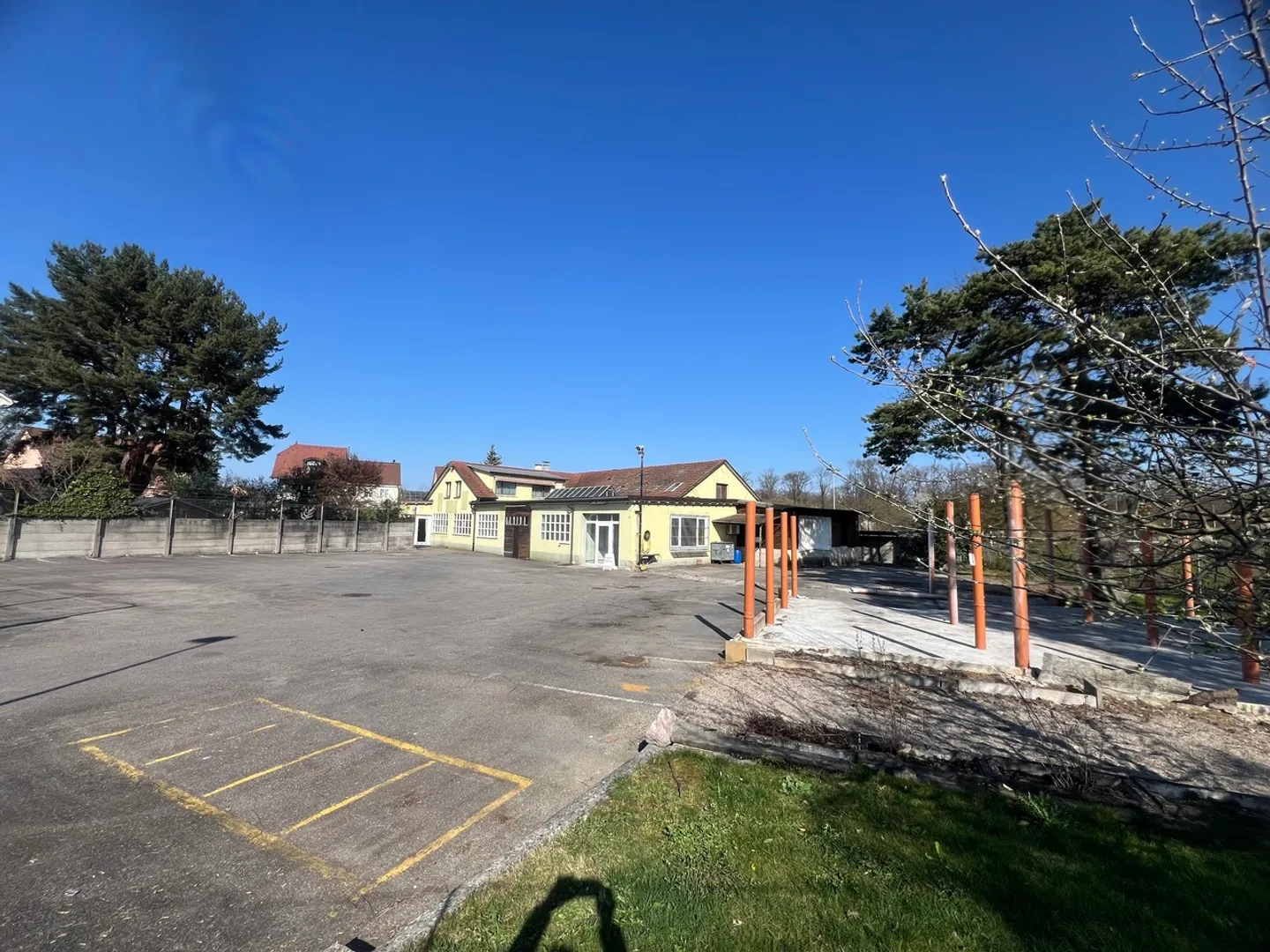 Espace commercial pour un projet de nouvelle construction - Photo 2 sur 3