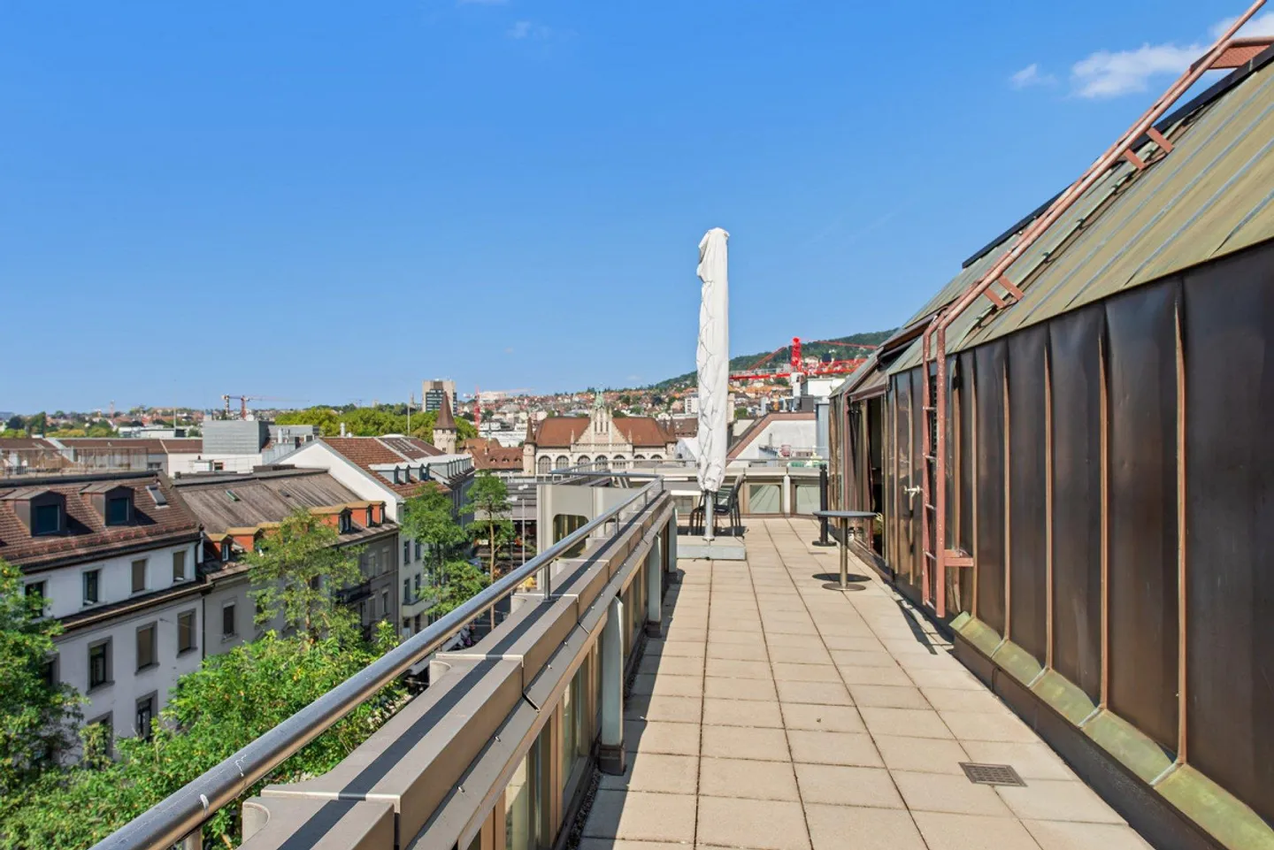 Bürofläche mit Dachterrasse - Foto 1 von 8