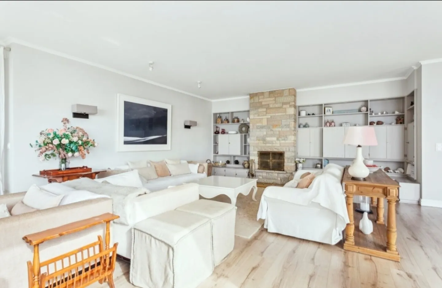 Magnifica villa con vista panoramica sul lago e sulle montagne - Foto 8 di 14