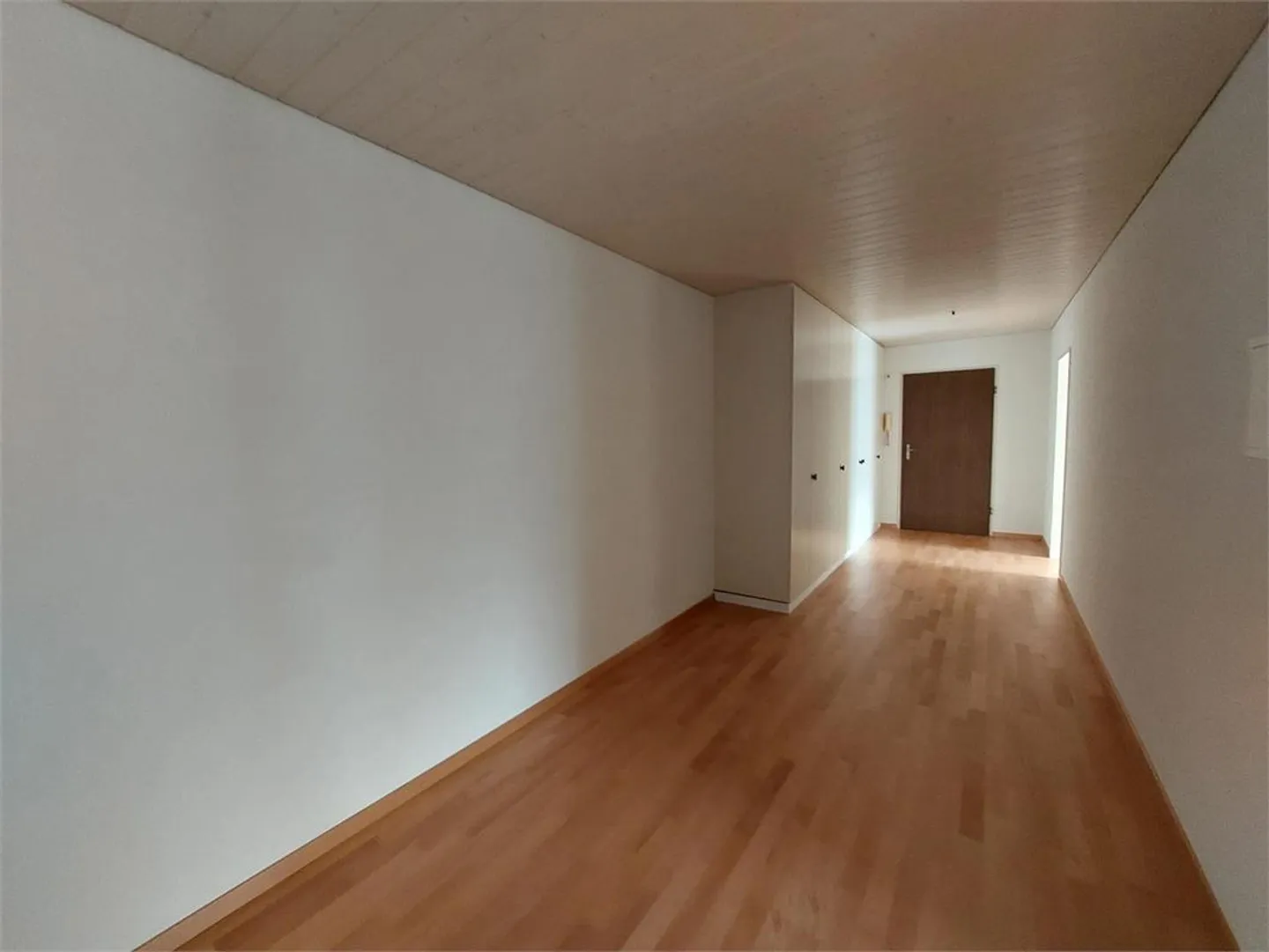 3.5 Room Apartment - Photo 5 of 16