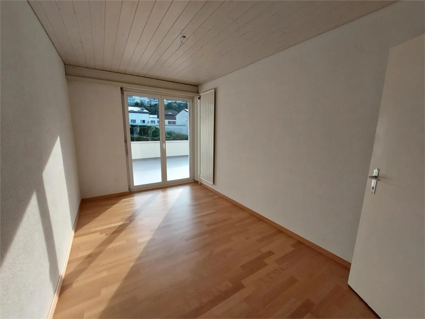 3.5 Room Apartment - Photo 12 of 16