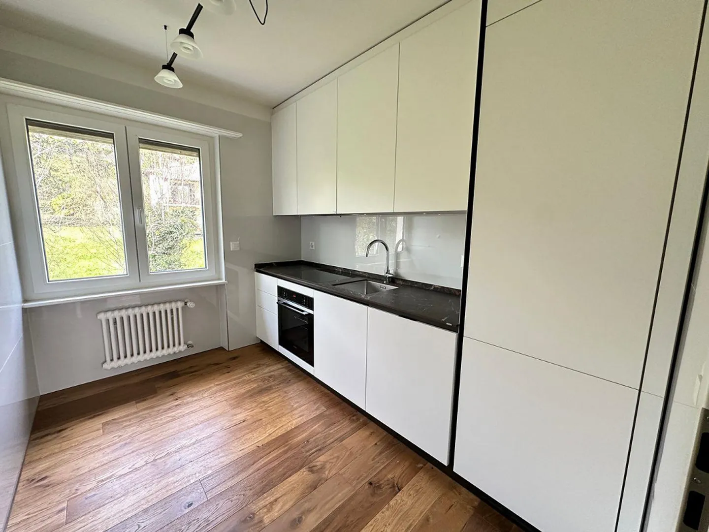 Geräumige Wohnung mit Terrasse - Foto 5 von 11