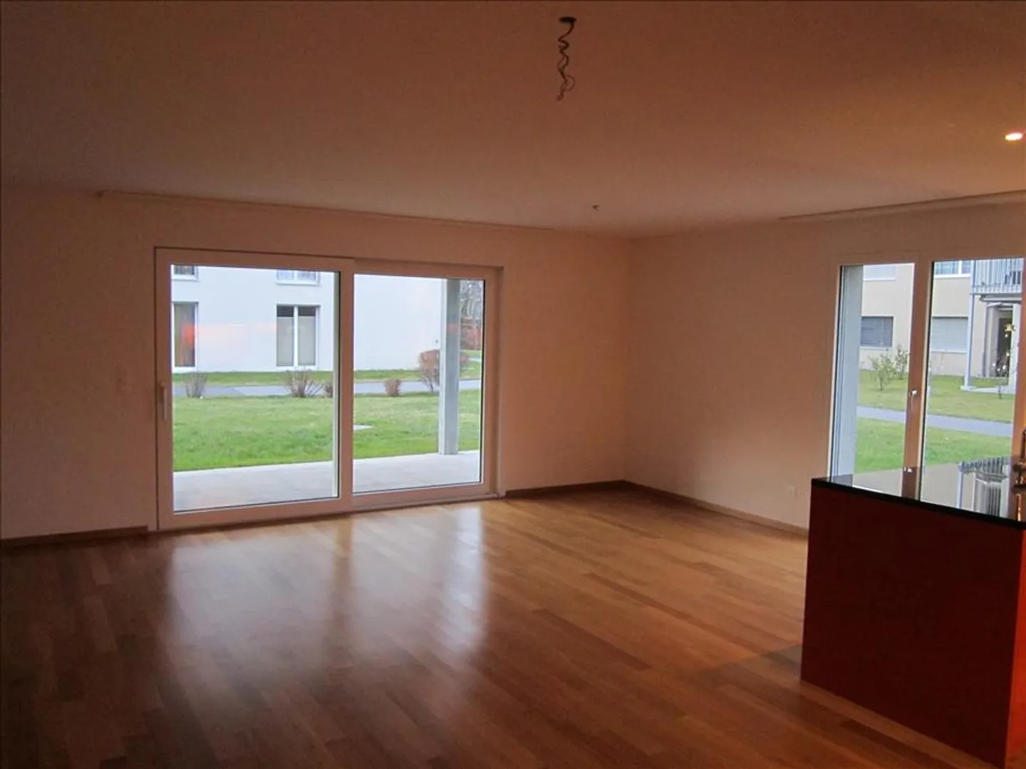 Appartement à louer - Photo 2 sur 8