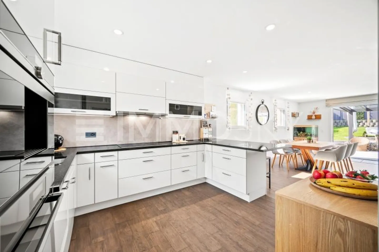 ESCLUSIVITÀ: Villa di alta classe unica nel centro di Farvagny - Foto 3 di 8