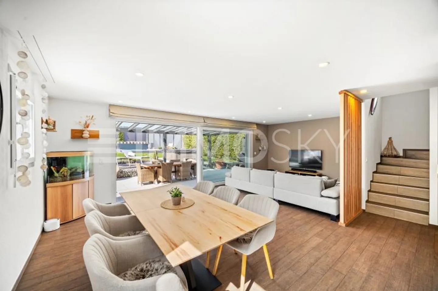 ESCLUSIVITÀ: Villa di alta classe unica nel centro di Farvagny - Foto 4 di 8