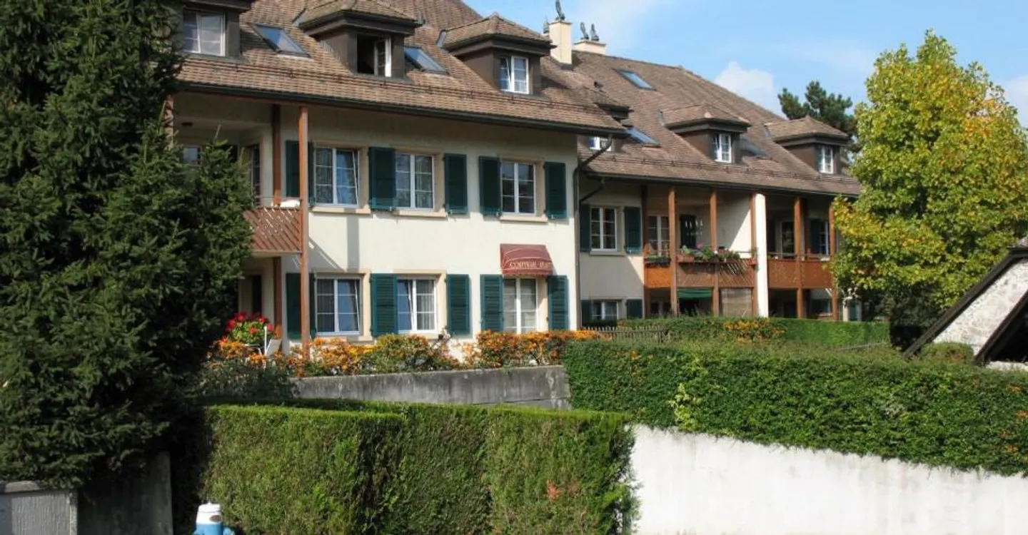 MAGNIFICENT 5.5 WITH TERRACE IN PRANGINS - Photo 1 of 10