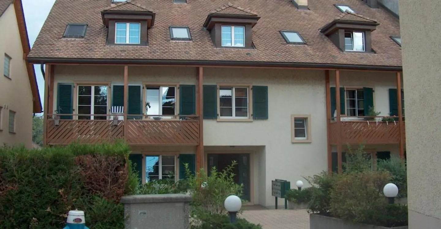MAGNIFICENT 5.5 WITH TERRACE IN PRANGINS - Photo 10 of 10