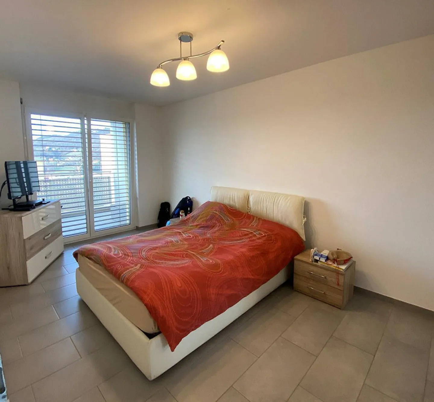 Mendrisio, 2.5 rooms with swimming pool, wellness and park - Photo 5 of 13