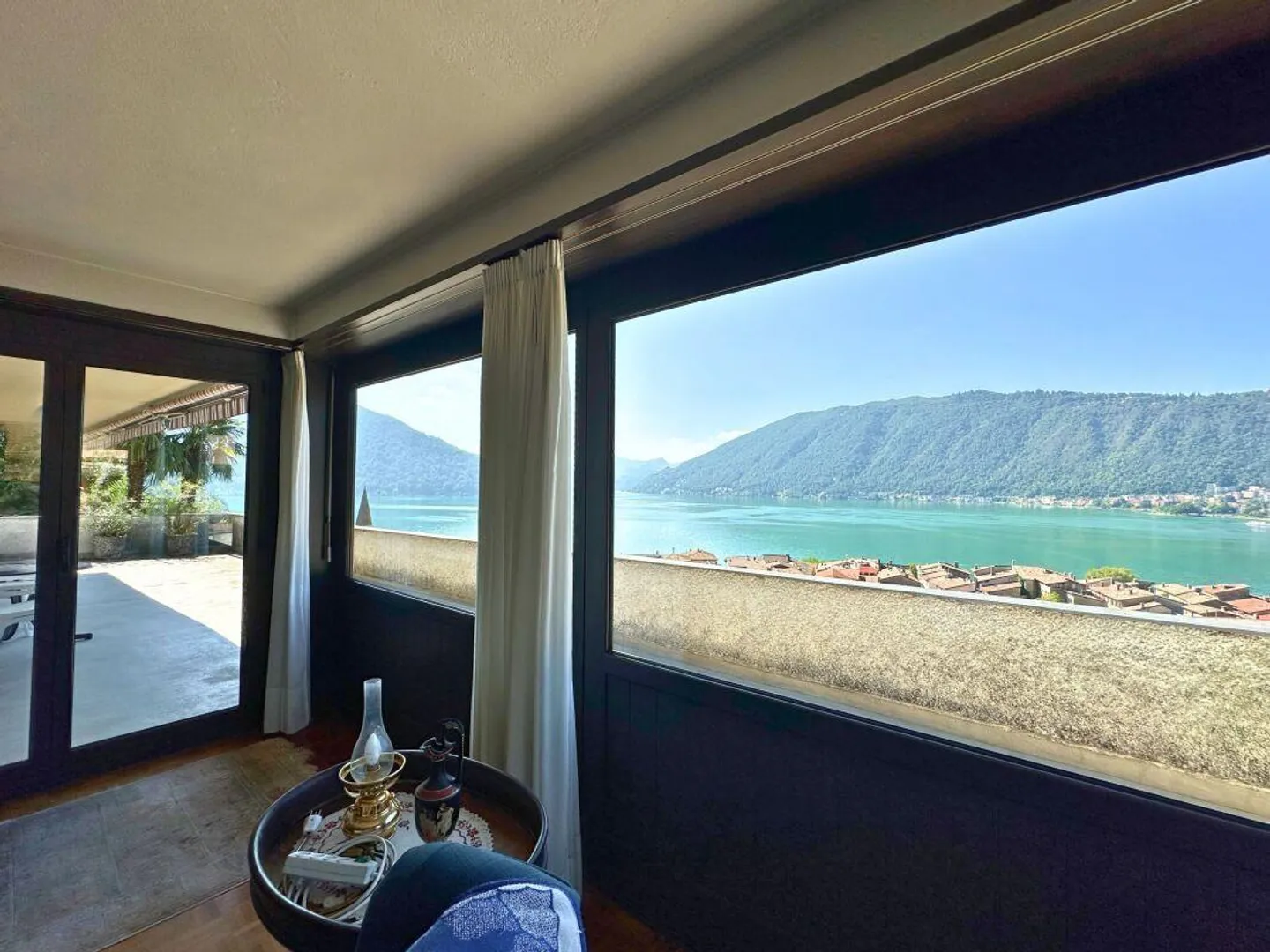 Appartement intéressant de 5,5 pièces avec grande terrasse et vue imprenable sur le lac - Photo 9 sur 18
