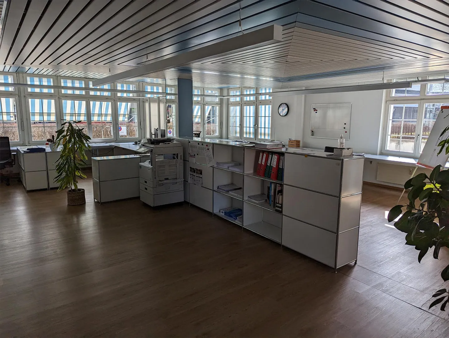 Schöne Büroräumlichkeiten gegenüber Bahnhof (170 m2) - Foto 2 von 5