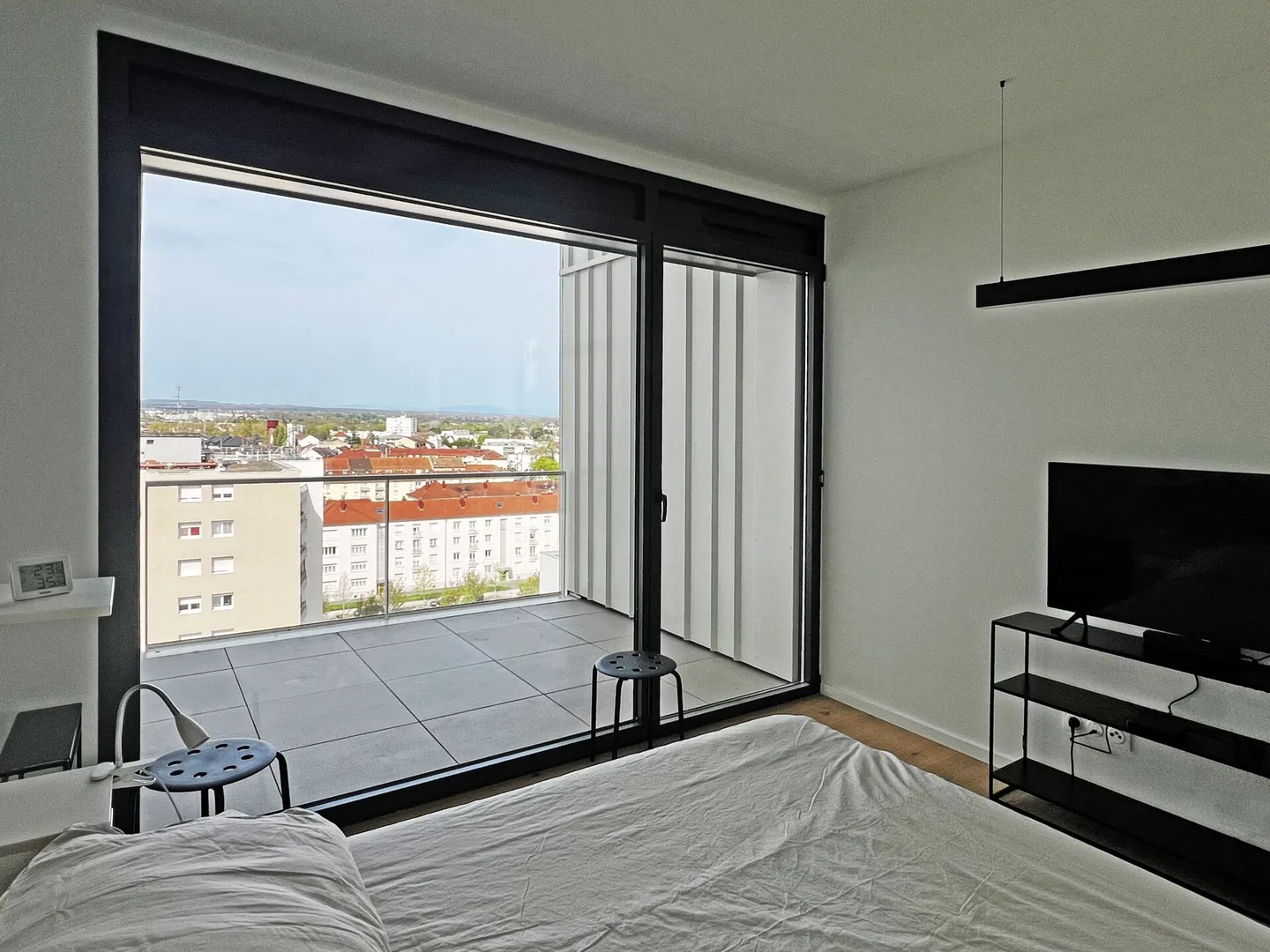 Appartement moderne 4 pièces au coin des trois frontières avec vue sur le Rhin - Idéal pour les expatriés - Photo 3 sur 13