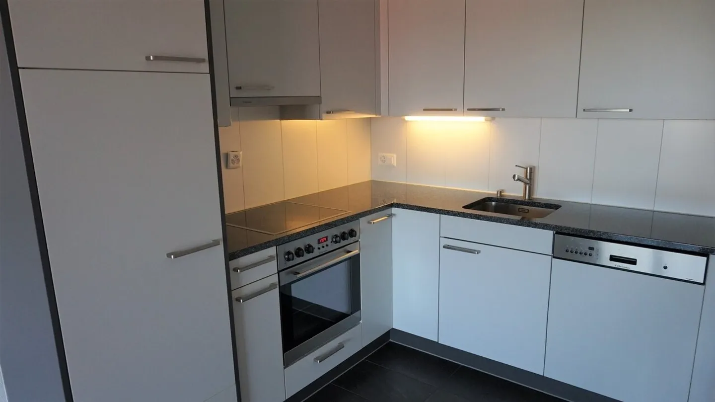 Appartement moderne avec balcon - Photo 5 sur 8