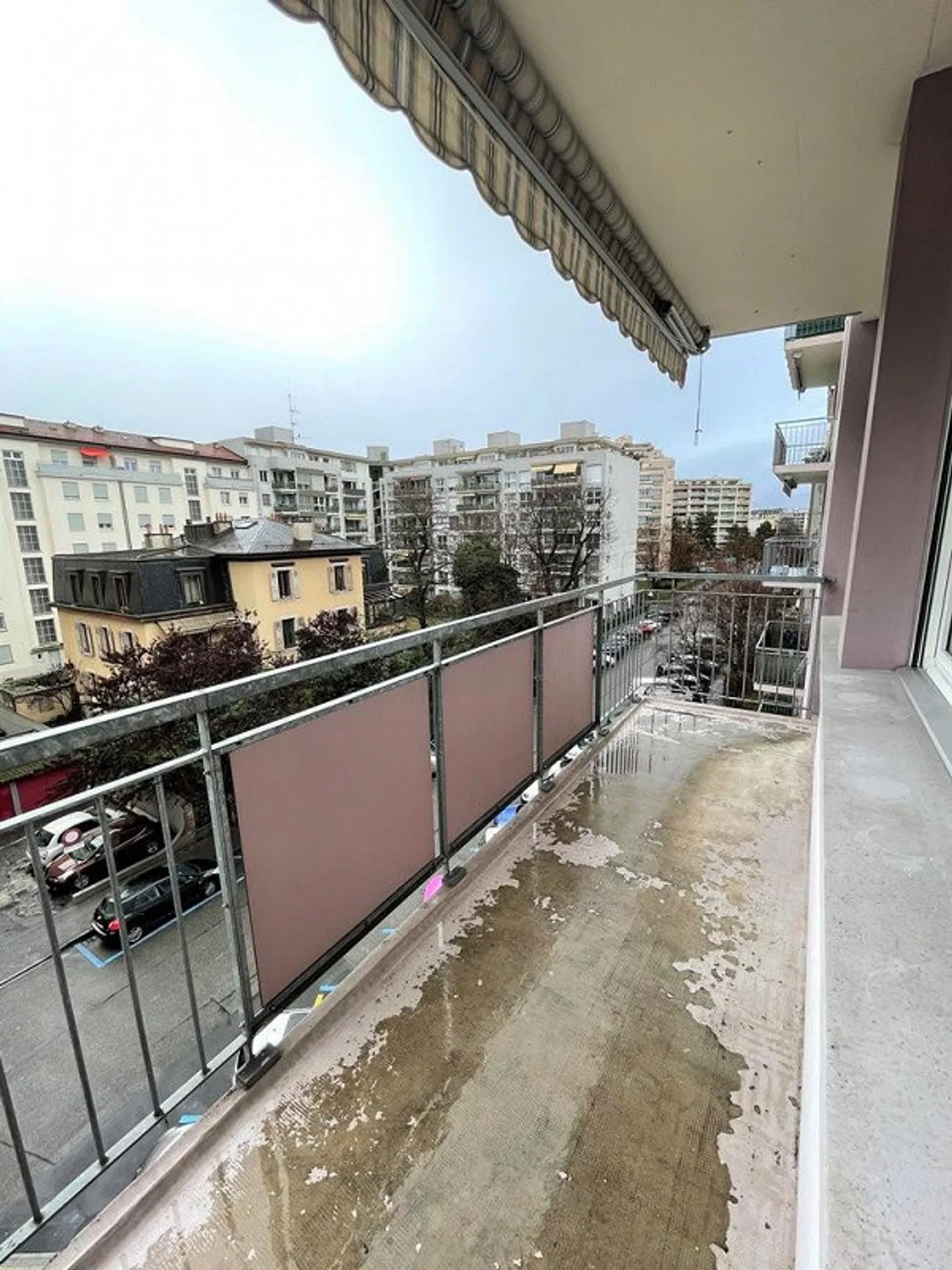 Not far from the Cornavin Station and the Charmilles - Photo 10 of 10