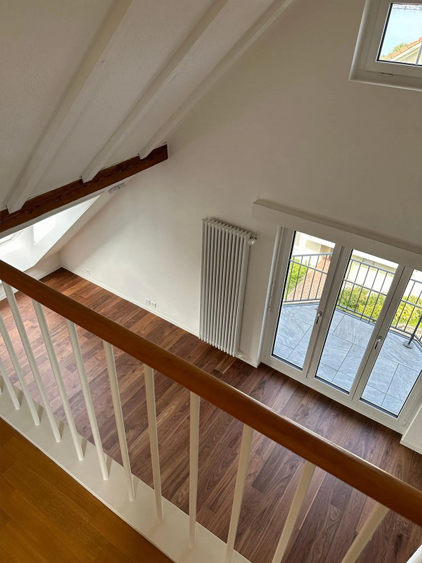 Unique 2.5 Room Apartment in Optimal Location - Photo 9 of 13