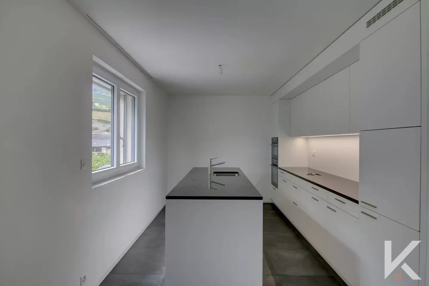 Wohnung kaufen - Foto 1 von 16