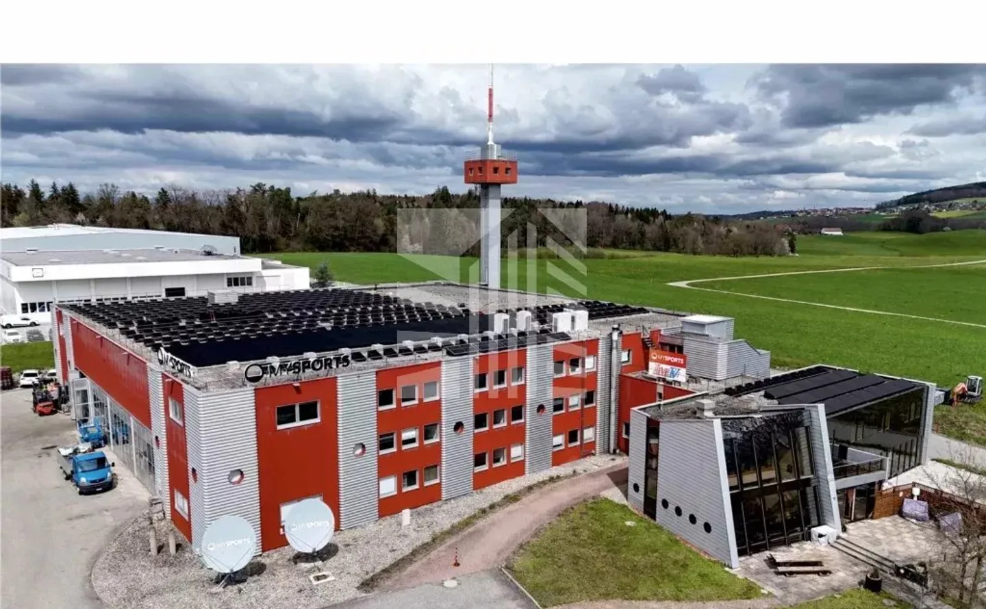 Mixed-use building for rent - Photo 15 of 15