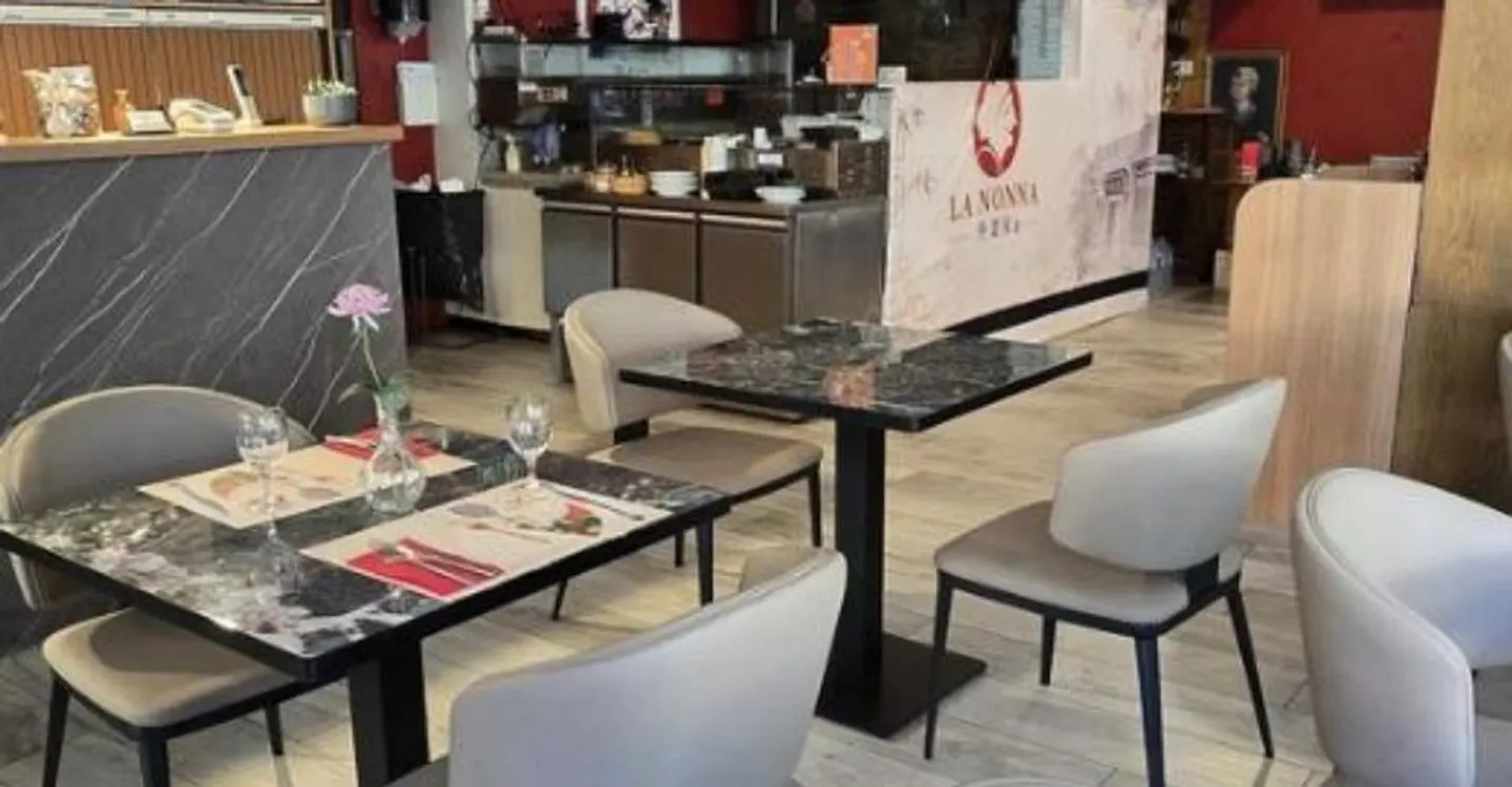 Le restaurant emblématique ``LA NONNA'' - Foto 1 di 2