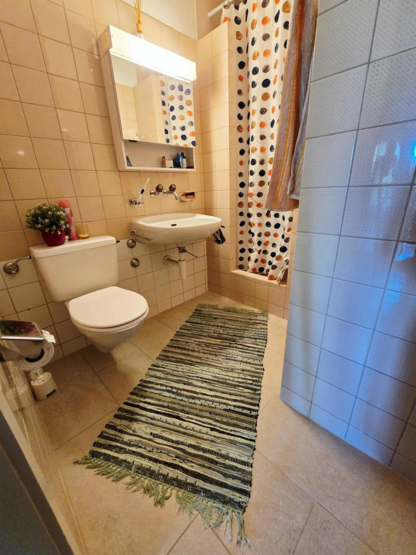 In the Schützenmatt district, spacious 4-room apartment - Photo 4 of 9