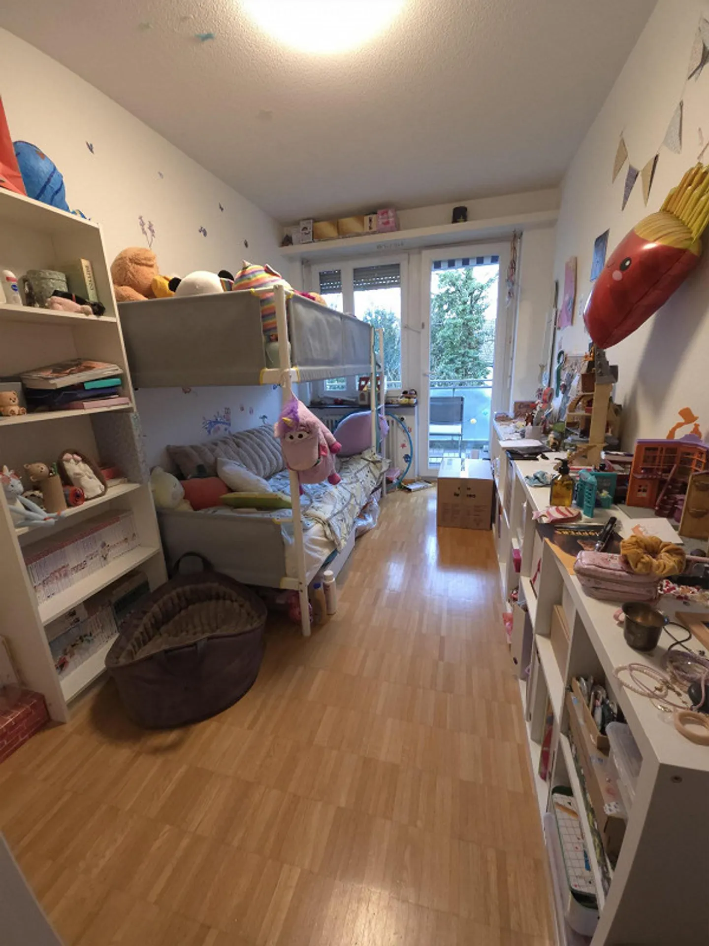 In the Schützenmatt district, spacious 4-room apartment - Photo 7 of 9