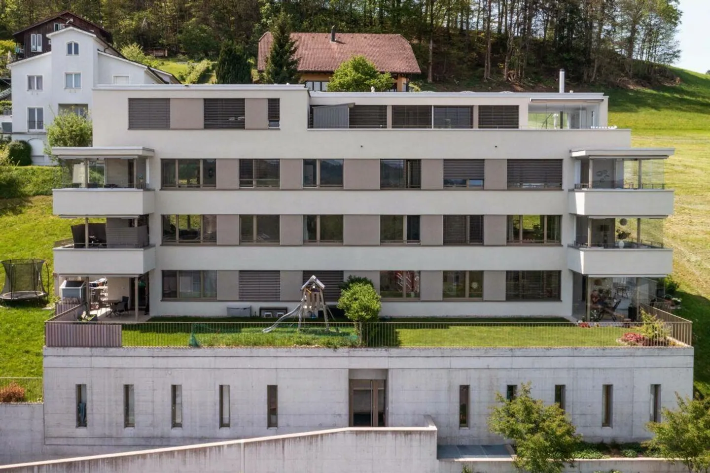Appartement moderne dans un emplacement calme avec vue fantastique - Photo 12 sur 12