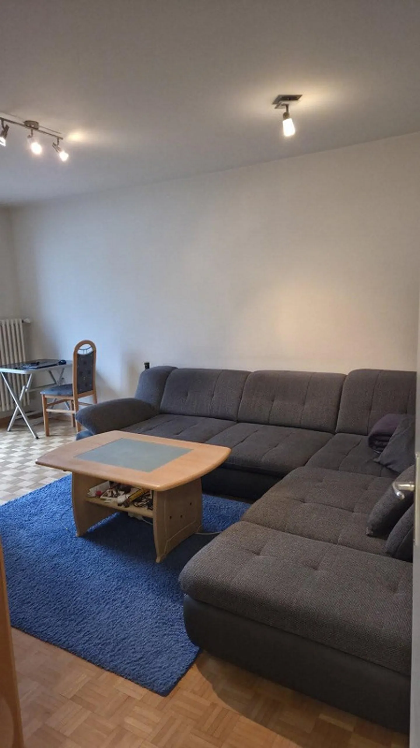Central Apartment in a Quiet Location - Photo 3 of 8