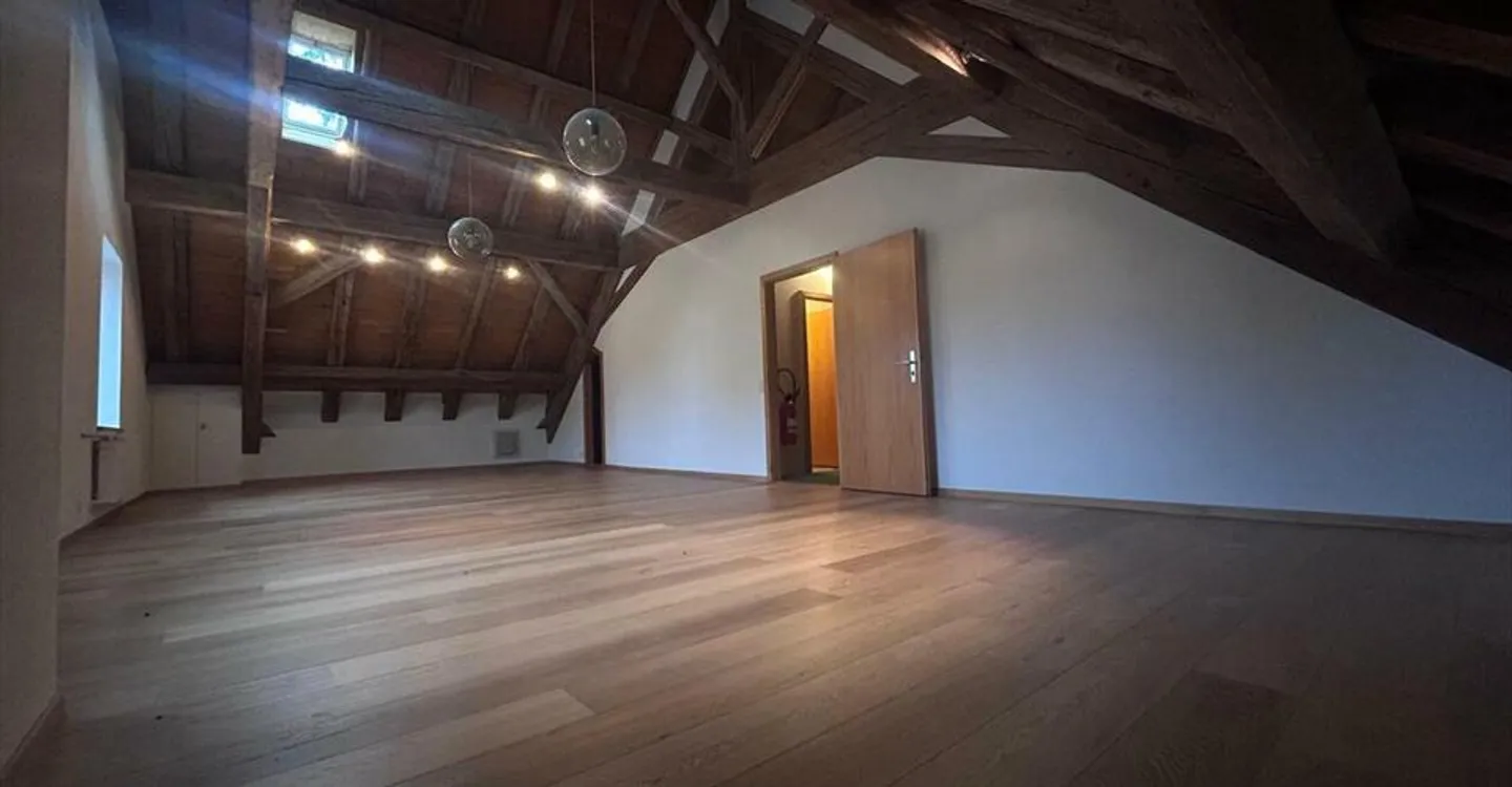 Mischgenutztes Gebäude mieten - Foto 11 von 11