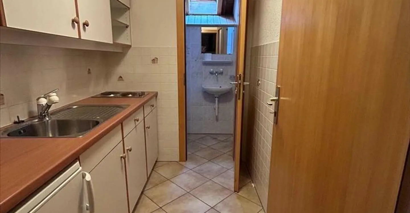 Mischgenutztes Gebäude mieten - Foto 1 von 11