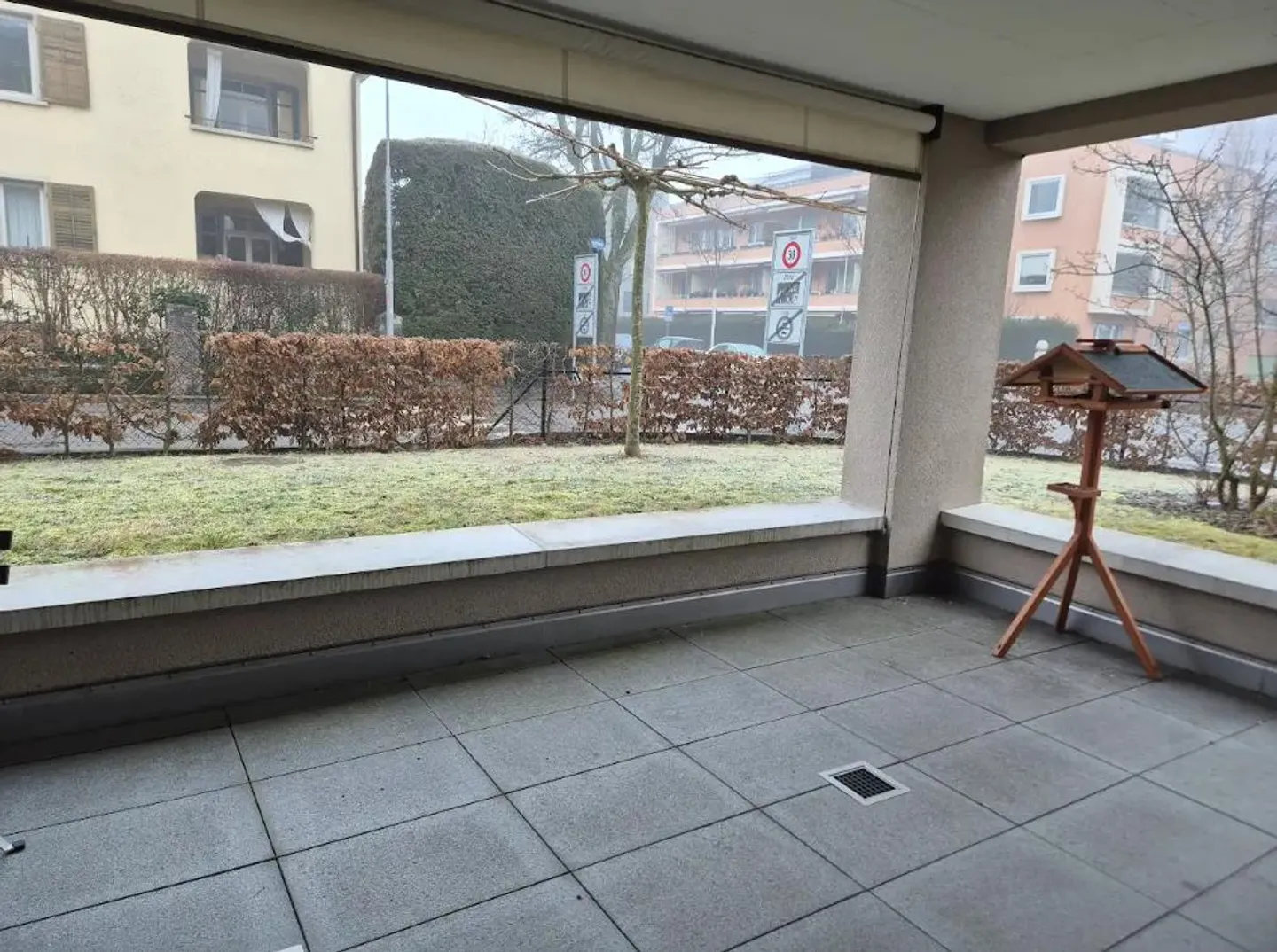 Appartement moderne 2.5 pièces avec loggia à Zurich Oerlikon - Photo 6 sur 9