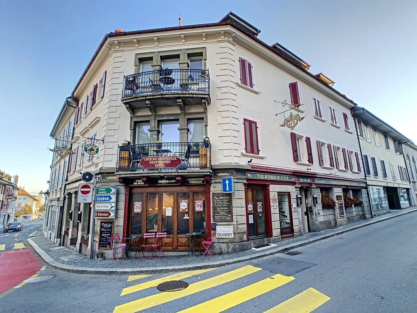 ESCLUSIVITÀ - Incantevole appartamento nel centro di Aubonne - Foto 10 di 11