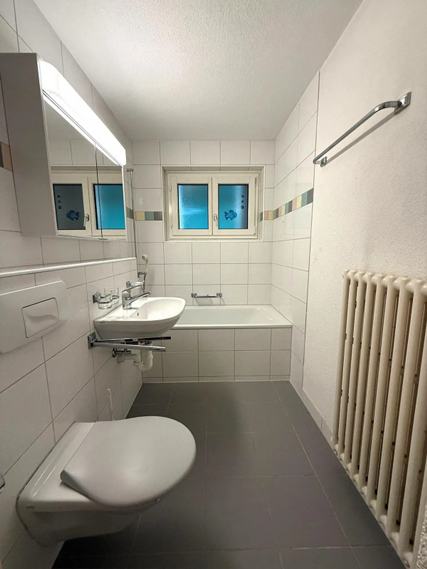 Appartamento 3 locali AFFITTATO TEMPORANEAMENTE FINO AL 31.08.2026 a Männedorf - Foto 3 di 5