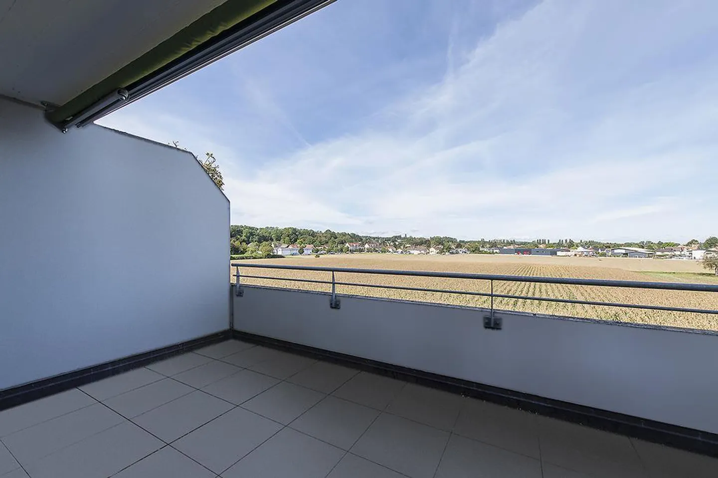 Geräumige 5.5-Zimmer Attika - Foto 2 von 12