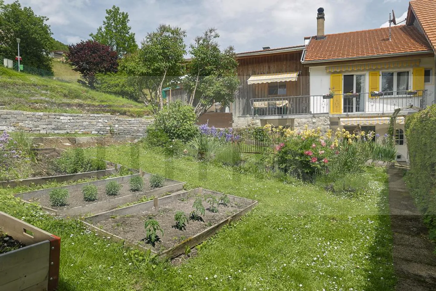 Il fascino dell'antico, il potenziale del futuro? nel cuore di Châtel-sur-Montsalven - Foto 5 di 15