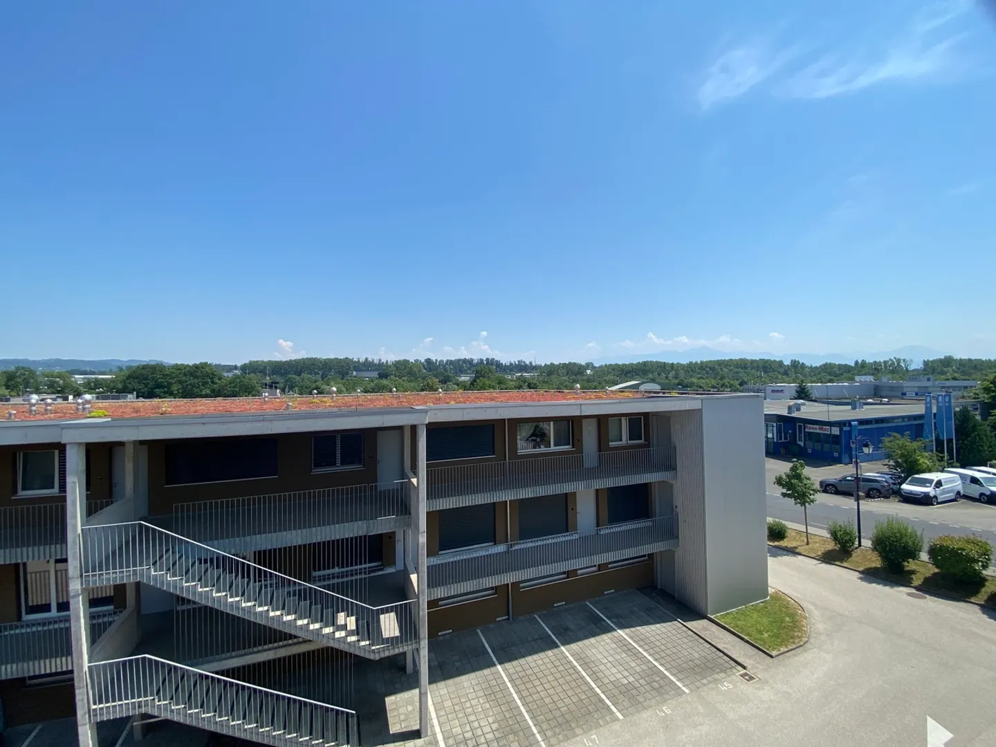 Appartement en attique avec 4,5 pièces et terrasse de 33m2 à Echandens - Photo 5 sur 8