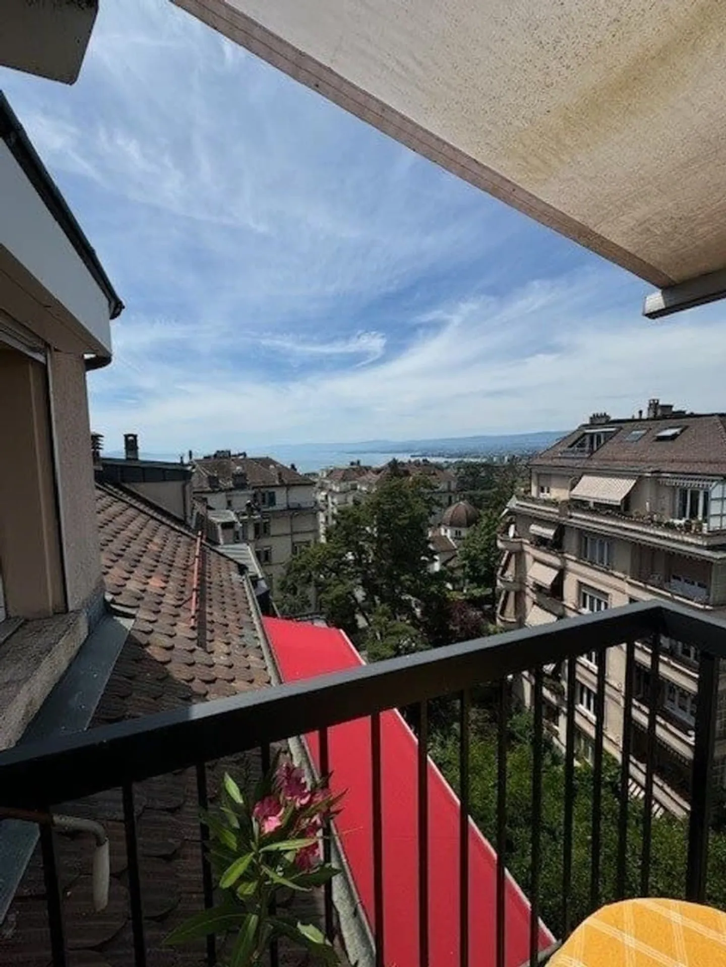 Apartment for rent - Photo 2 of 7