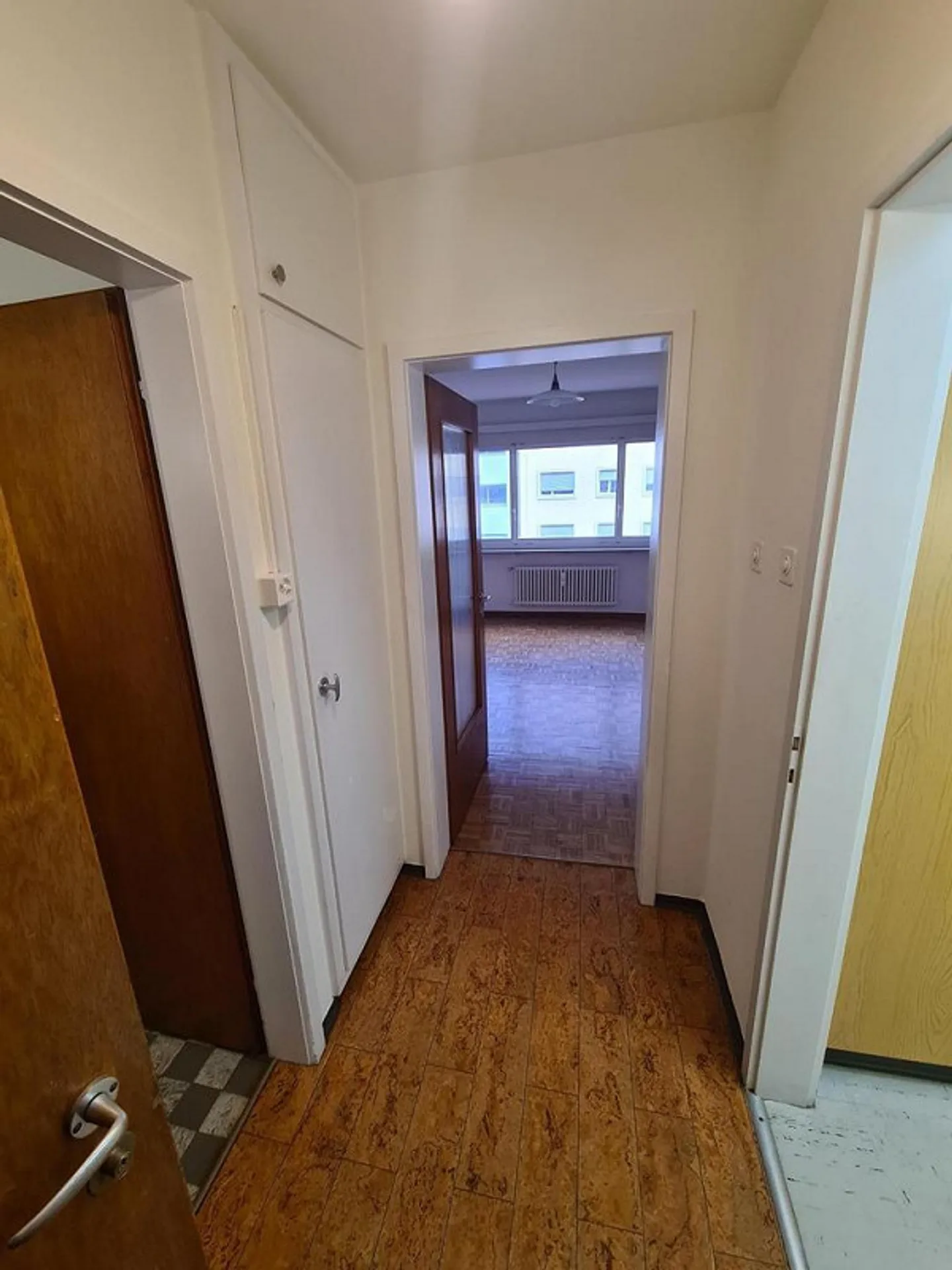 Practical 1-room apartment in the Iselin district - Photo 5 of 6
