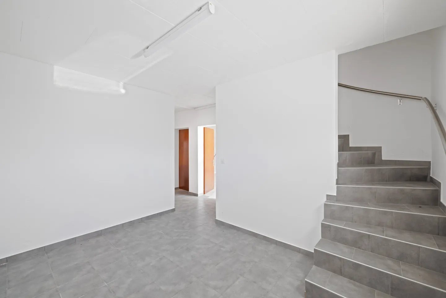 Spacious Villa - Photo 5 of 13