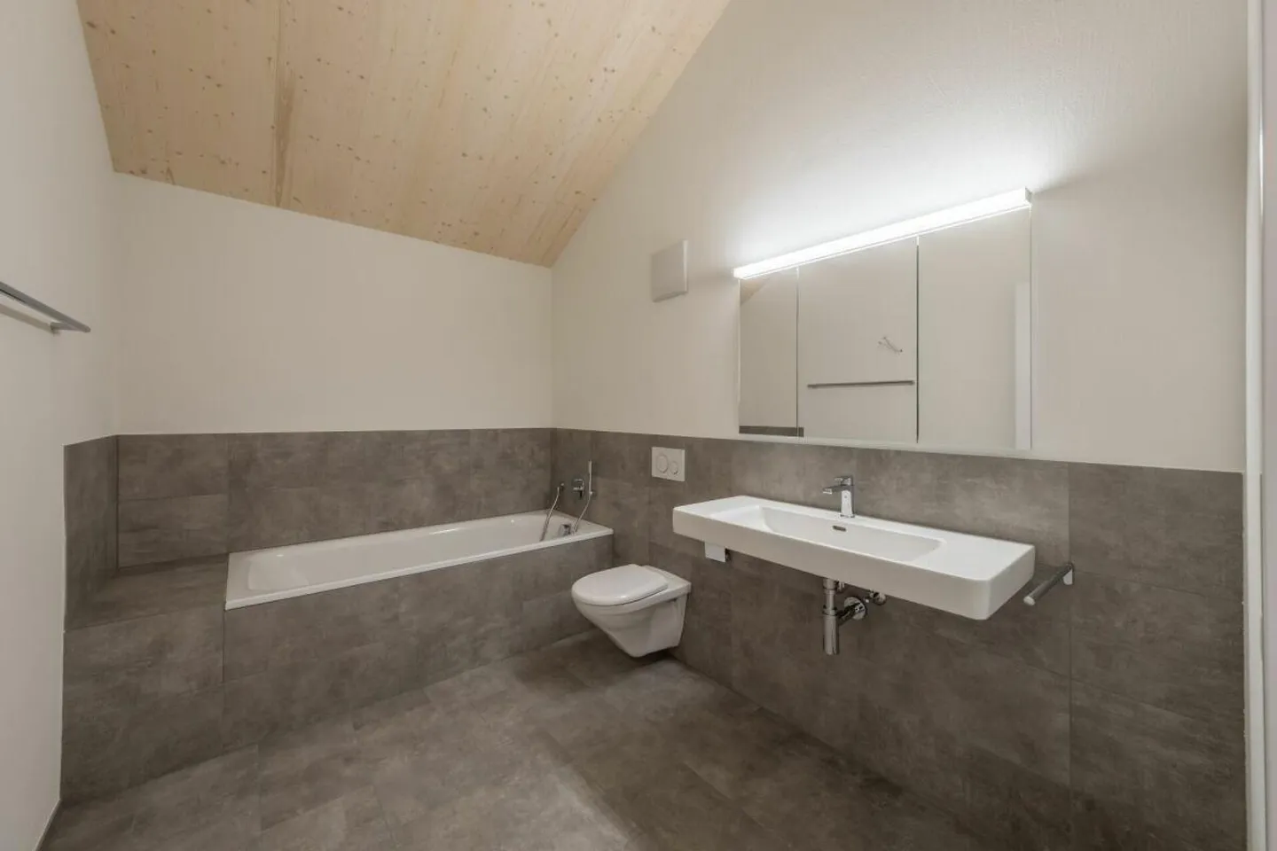 Appartamento familiare luminoso in un quartiere tranquillo - Foto 9 di 13