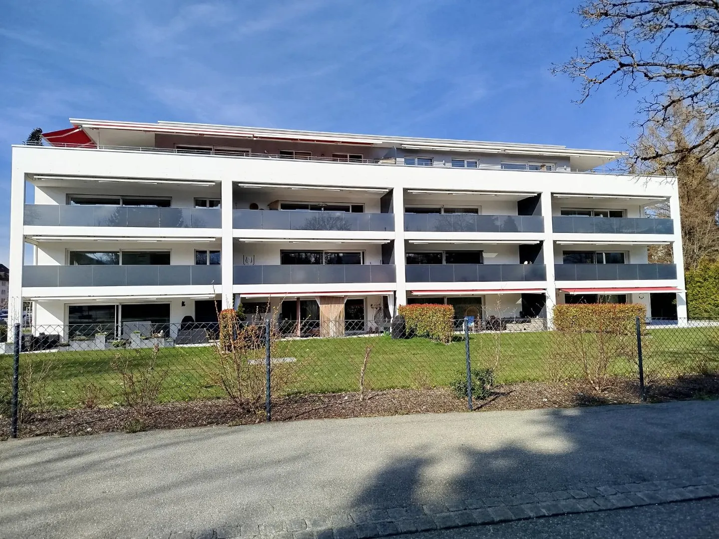 Appartement Stylé dans un Quartier Calme - Photo 1 sur 7