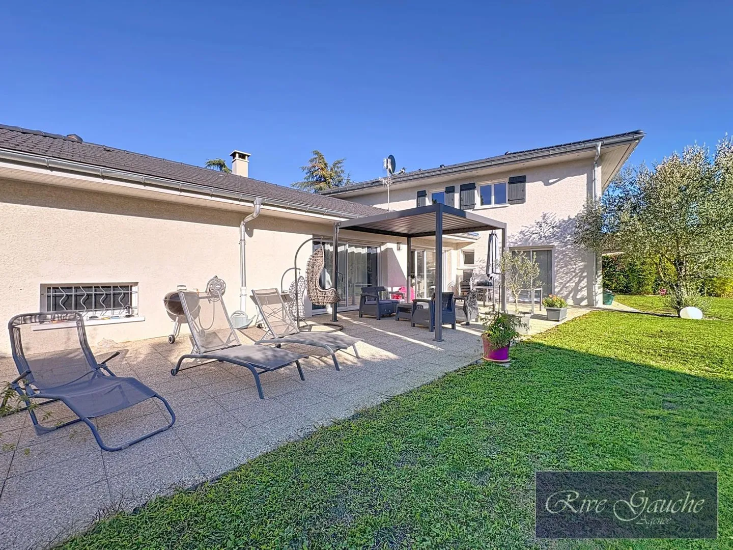 Villa d'architecte avec 5 chambres (F-74) - Photo 5 sur 13