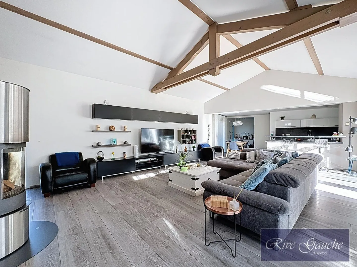 Villa d'architecte avec 5 chambres (F-74) - Photo 6 sur 13