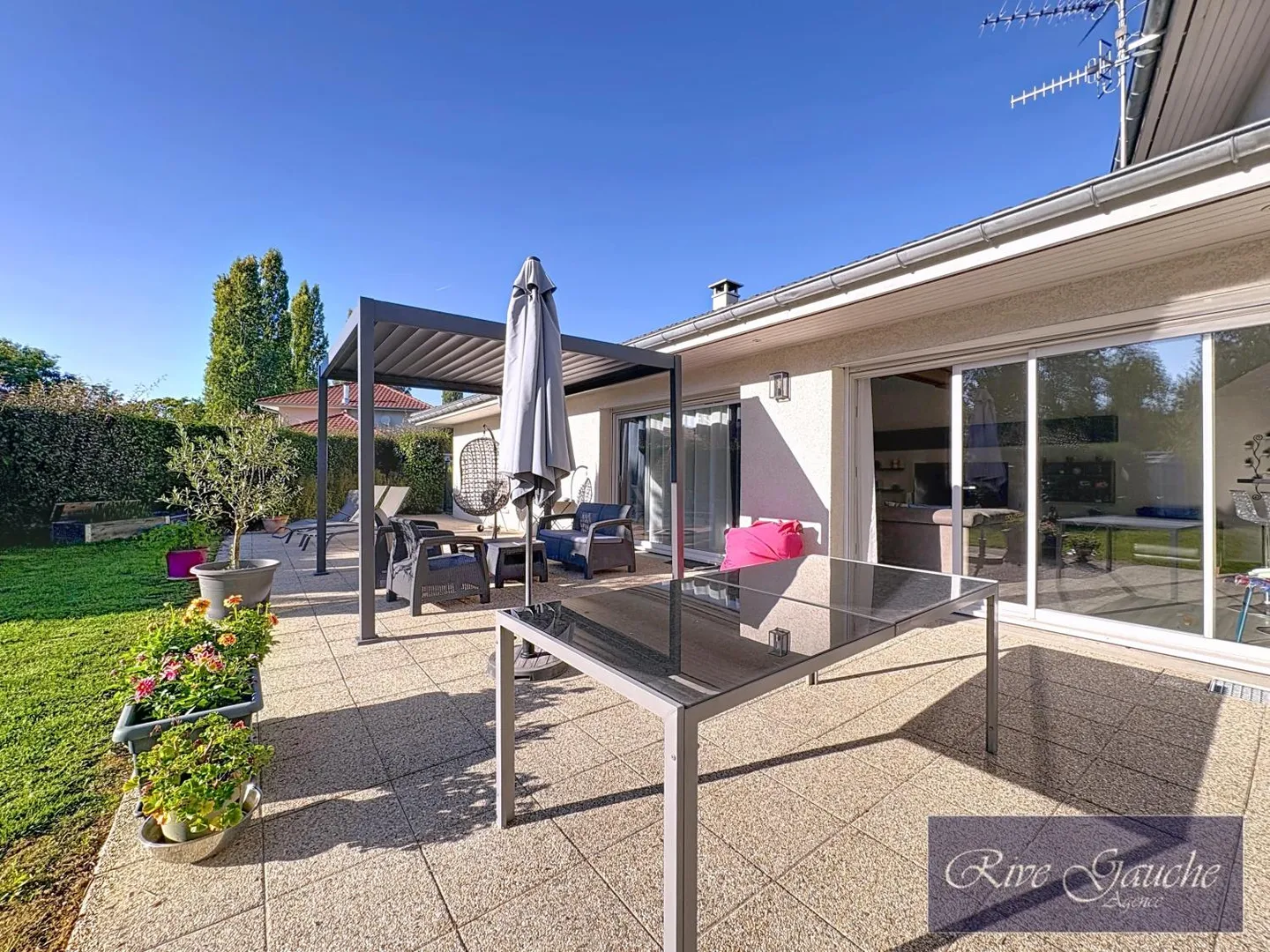 Villa d'architecte avec 5 chambres (F-74) - Photo 4 sur 13