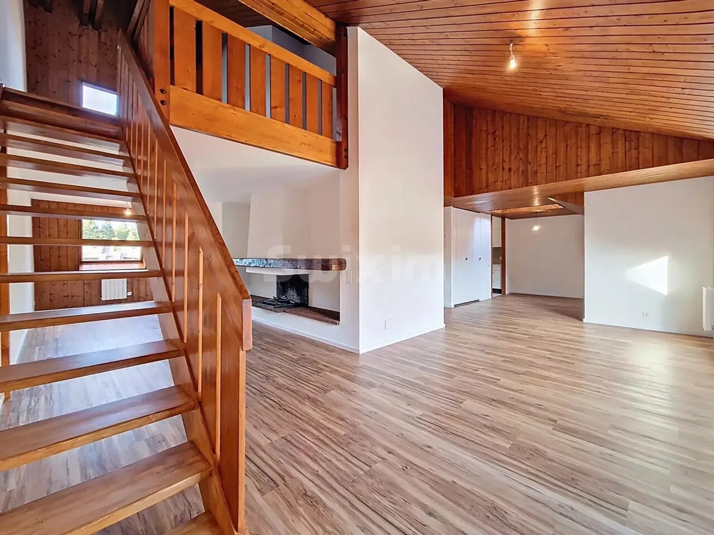 Großzügige, komplett renovierte Maisonettewohnung von 145 m². - Foto 2 von 10