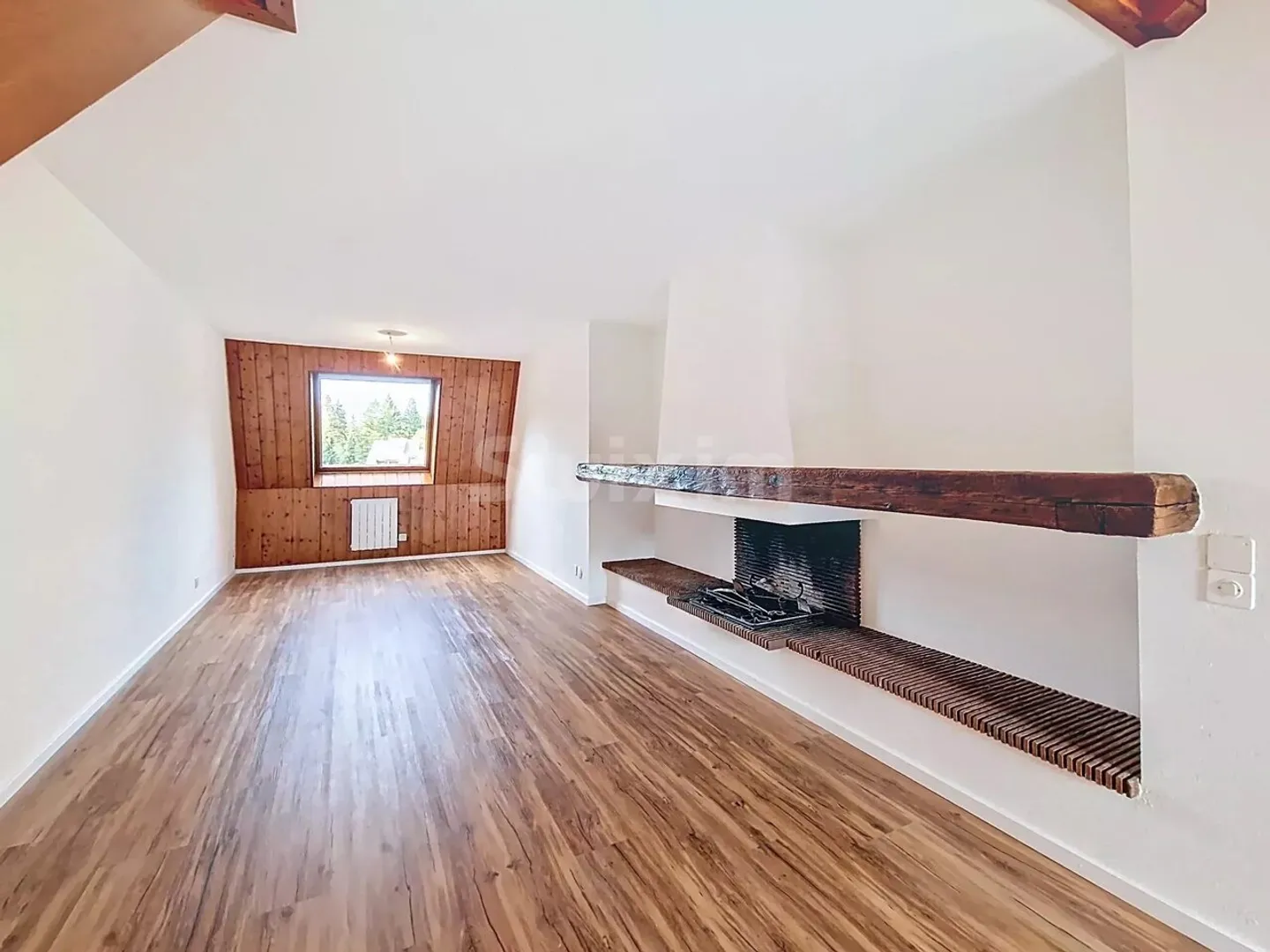 Großzügige, komplett renovierte Maisonettewohnung von 145 m². - Foto 3 von 10