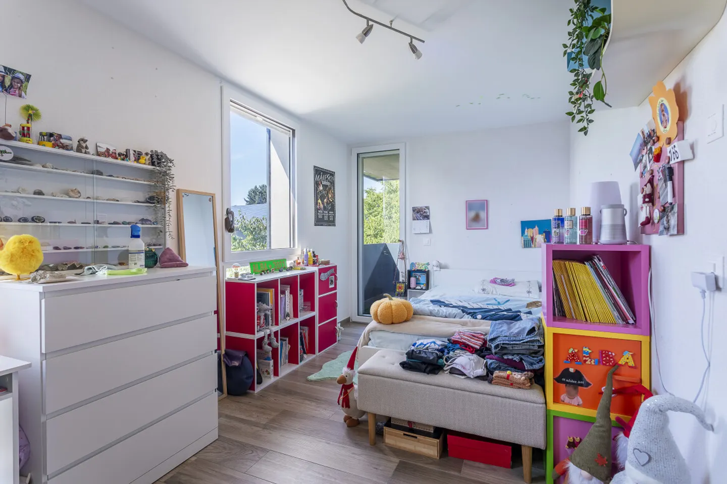 TOWNHOUSE 4.5 ROOMS WITH PRIVATE GARDEN, TERRACE AND HEATED AVAILABLE! - Photo 3 of 13
