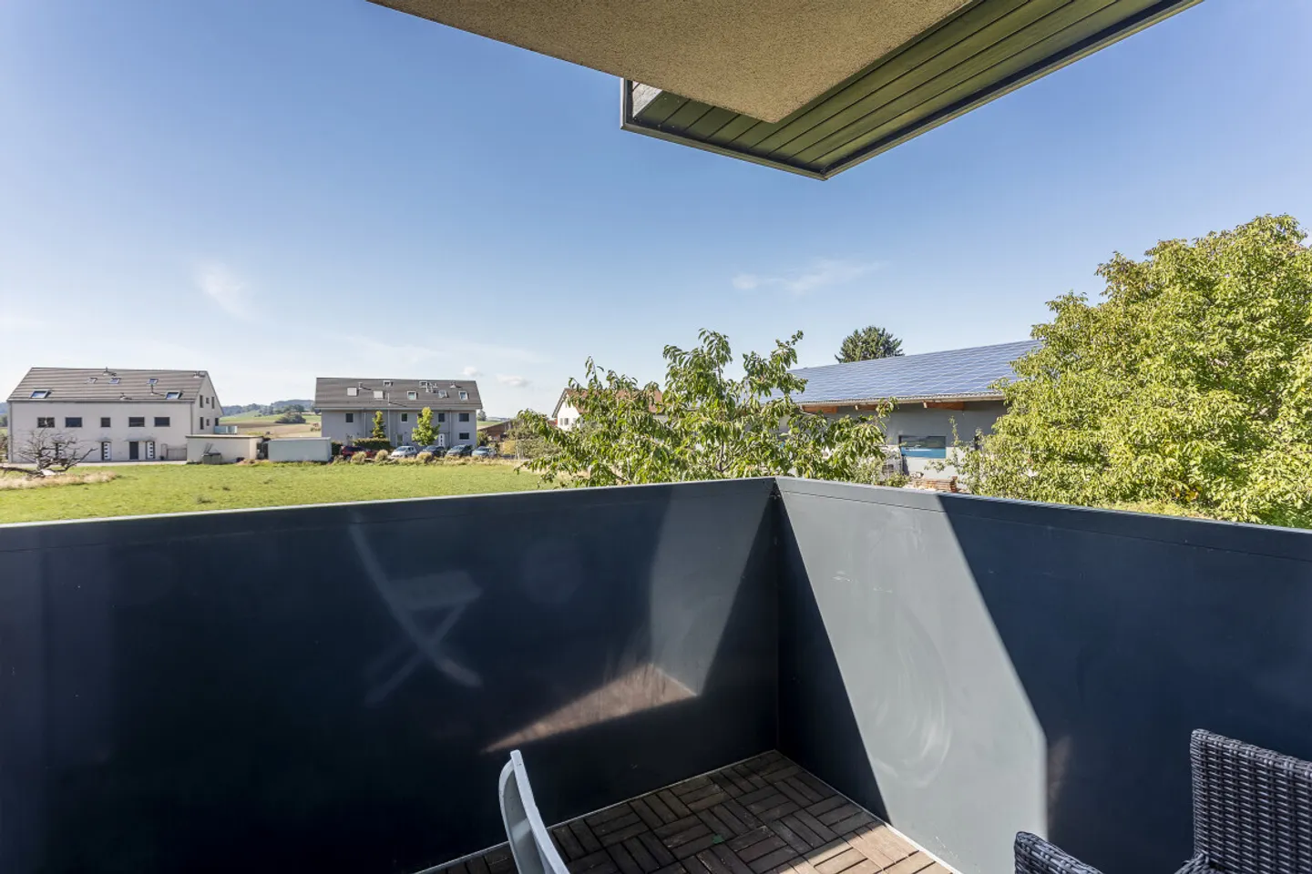 TOWNHOUSE 4.5 ROOMS WITH PRIVATE GARDEN, TERRACE AND HEATED AVAILABLE! - Photo 9 of 13